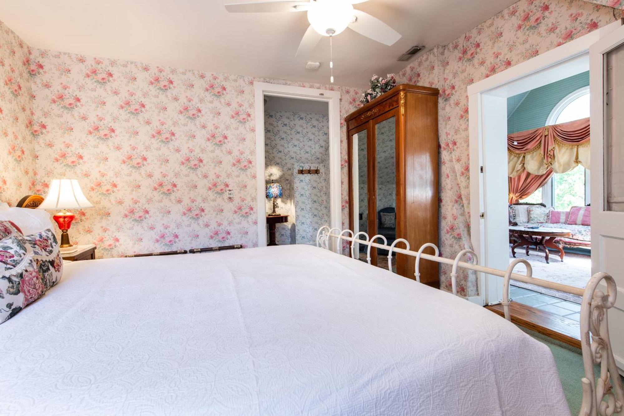 Central Park Bed & Breakfast Λούισβιλ Δωμάτιο φωτογραφία