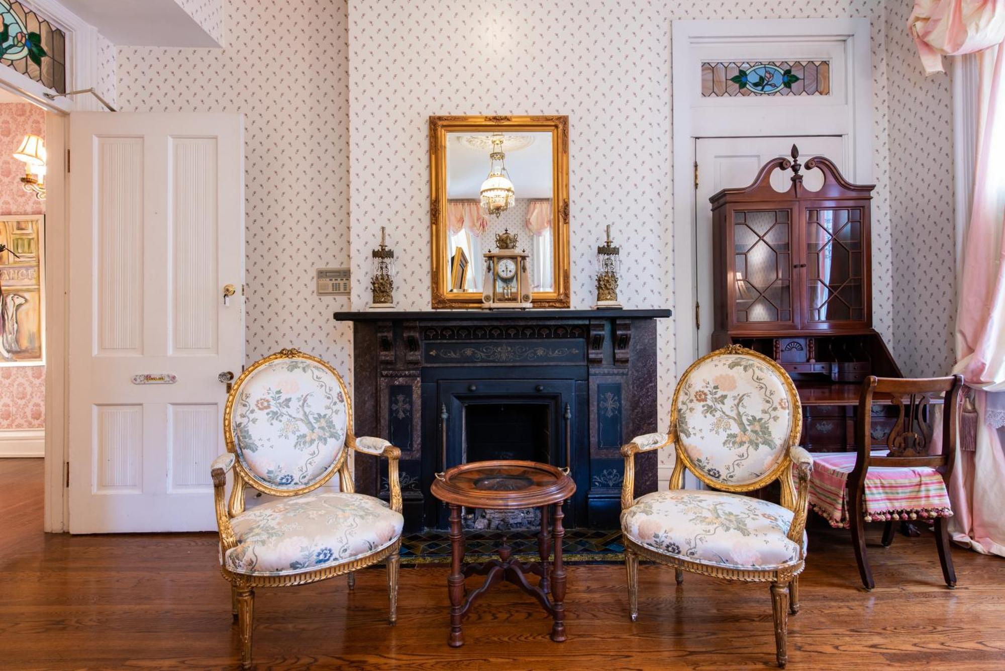 Central Park Bed & Breakfast Λούισβιλ Δωμάτιο φωτογραφία